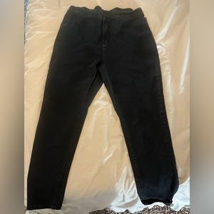 SHEIN black skinny jeans